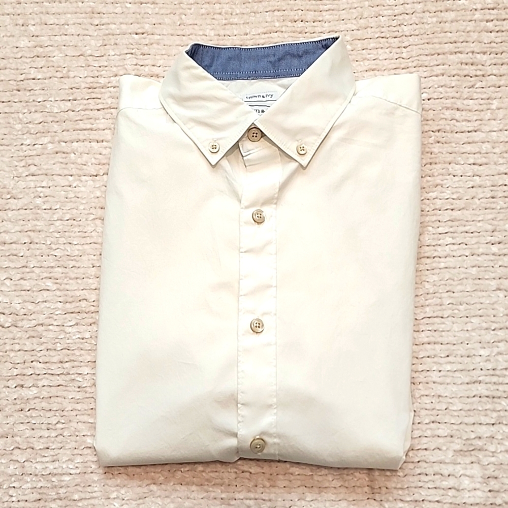 Men's Crown & Ivy White Short Sleeve Button Down.  M. EUC.